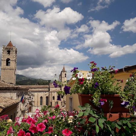 Ferienwohnung L'Attichetto Ascoli Piceno Exterior foto