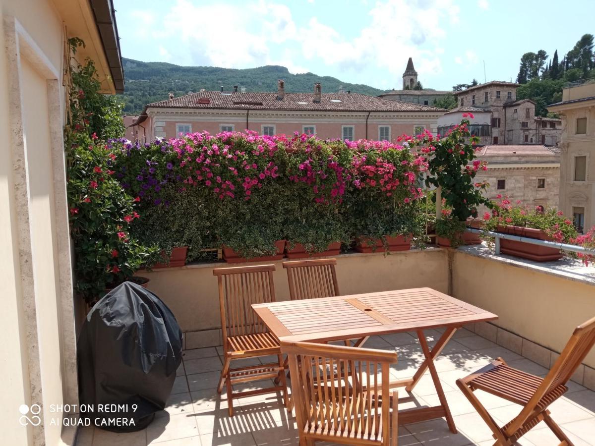 Ferienwohnung L'Attichetto Ascoli Piceno Exterior foto